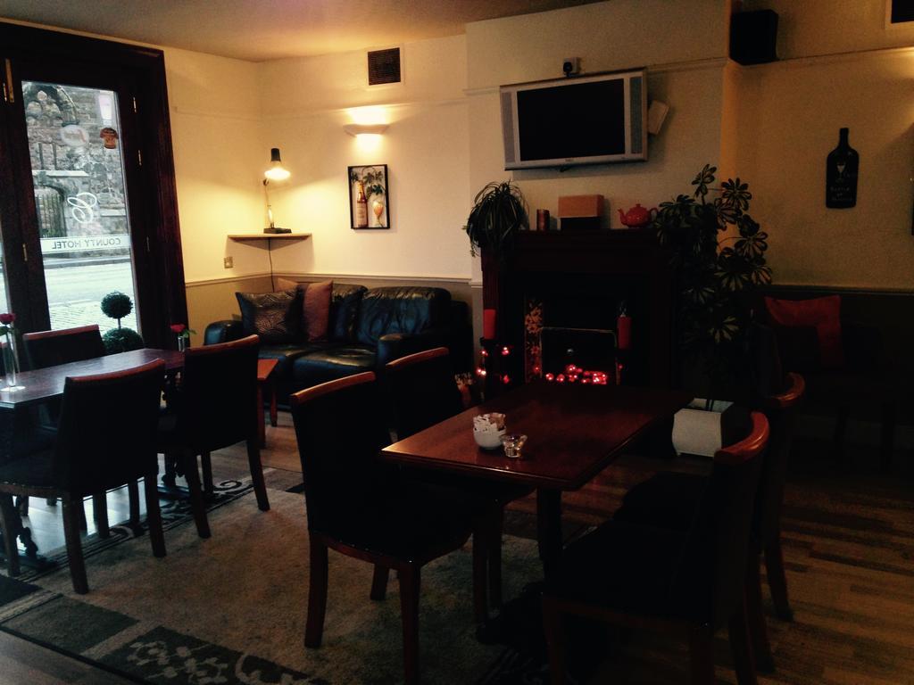 The County Hotel Dalkeith Exterior photo